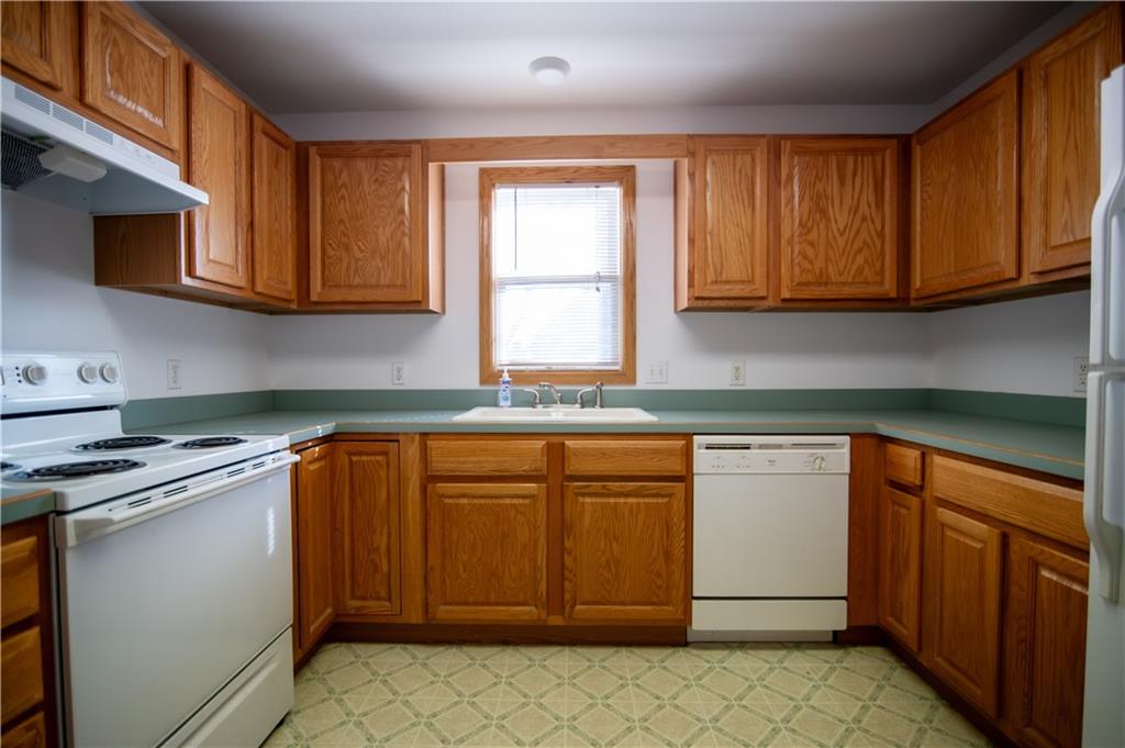 1104 Summerfield Court