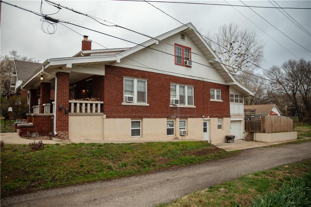 910 N 11th Street