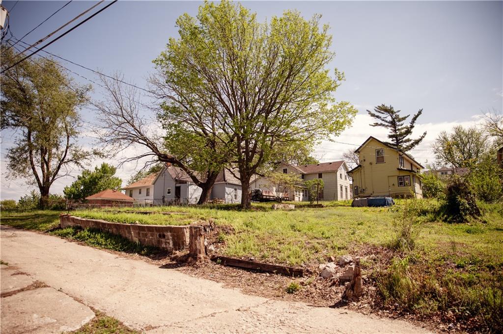 917 & 923 S 5th Street