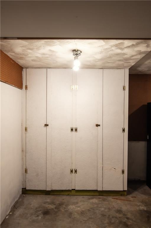 104 Westside Drive