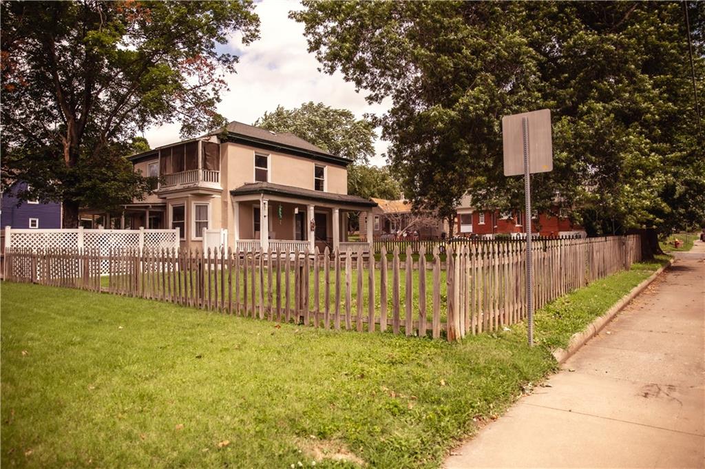 825 N 10th Street