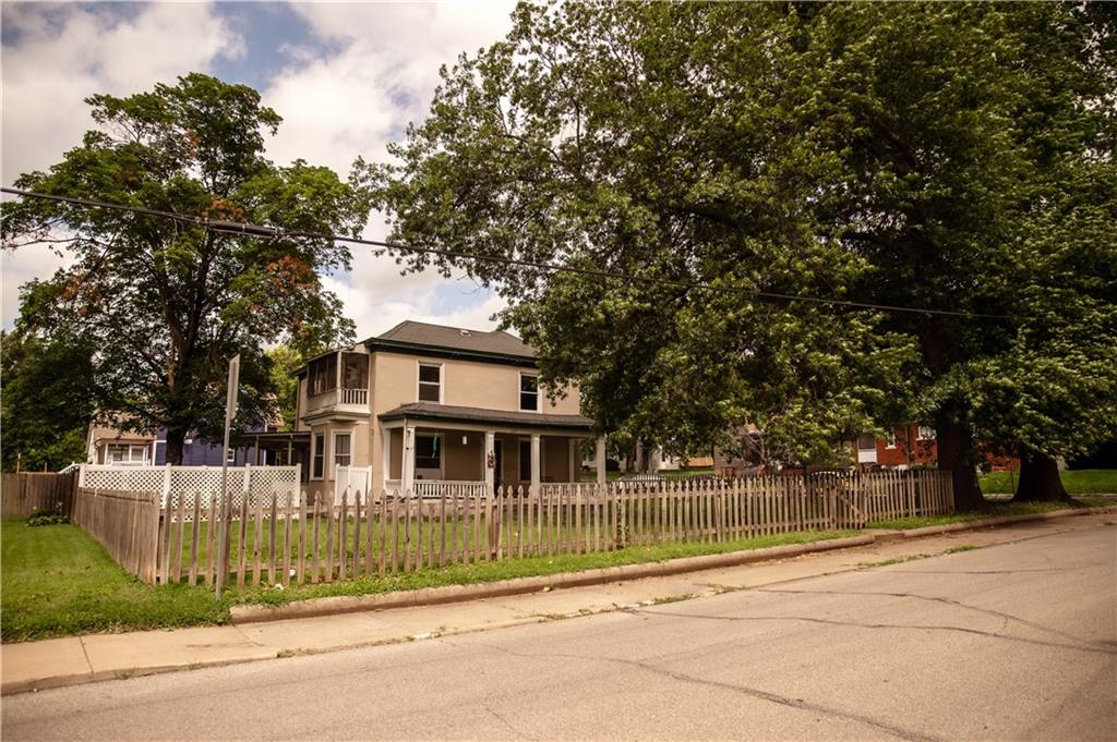 825 N 10th Street