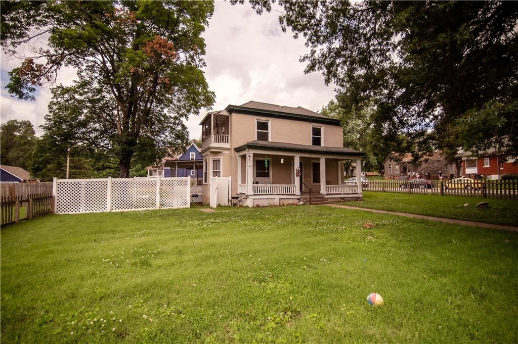 825 N 10th Street