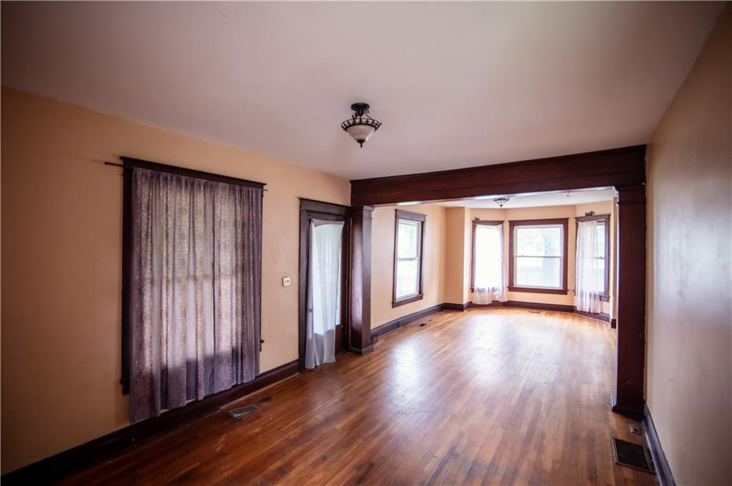825 N 10th Street