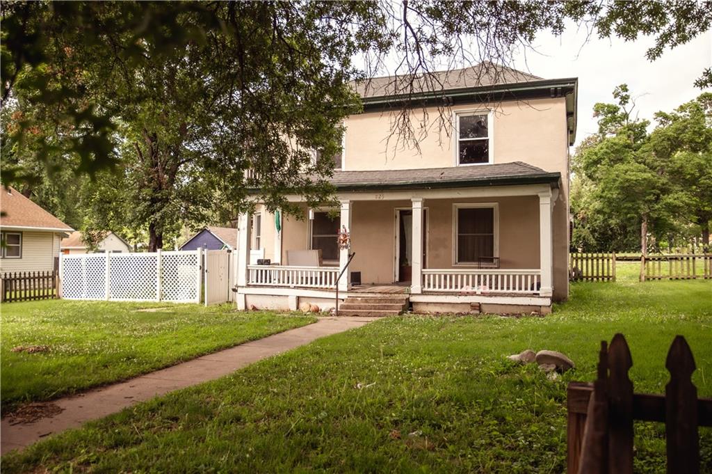 825 N 10th Street