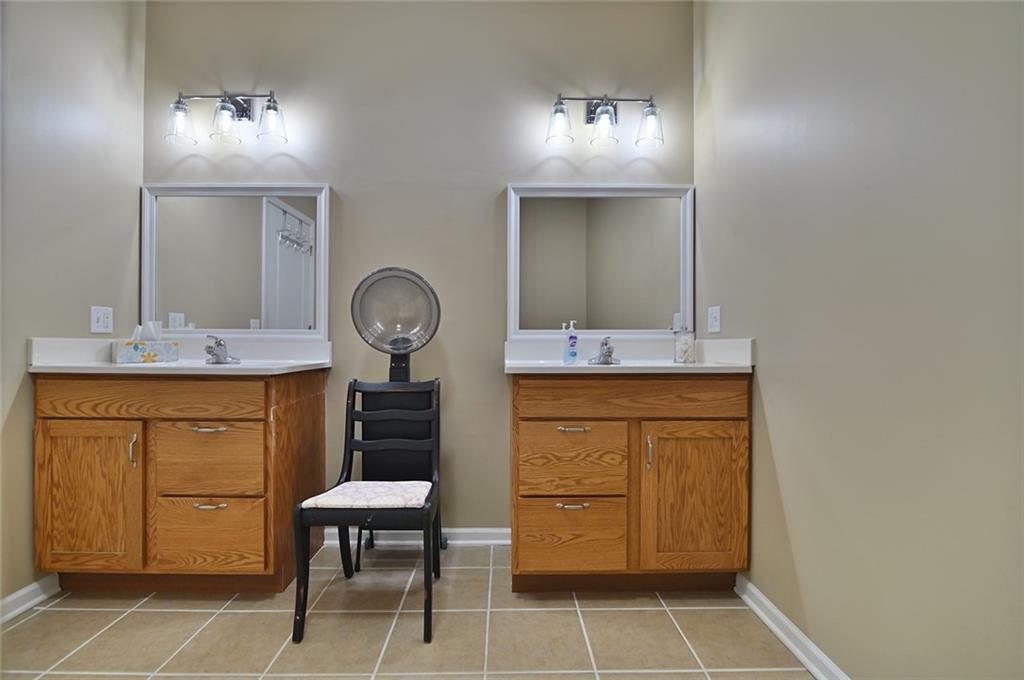 1702 Bluebird Court