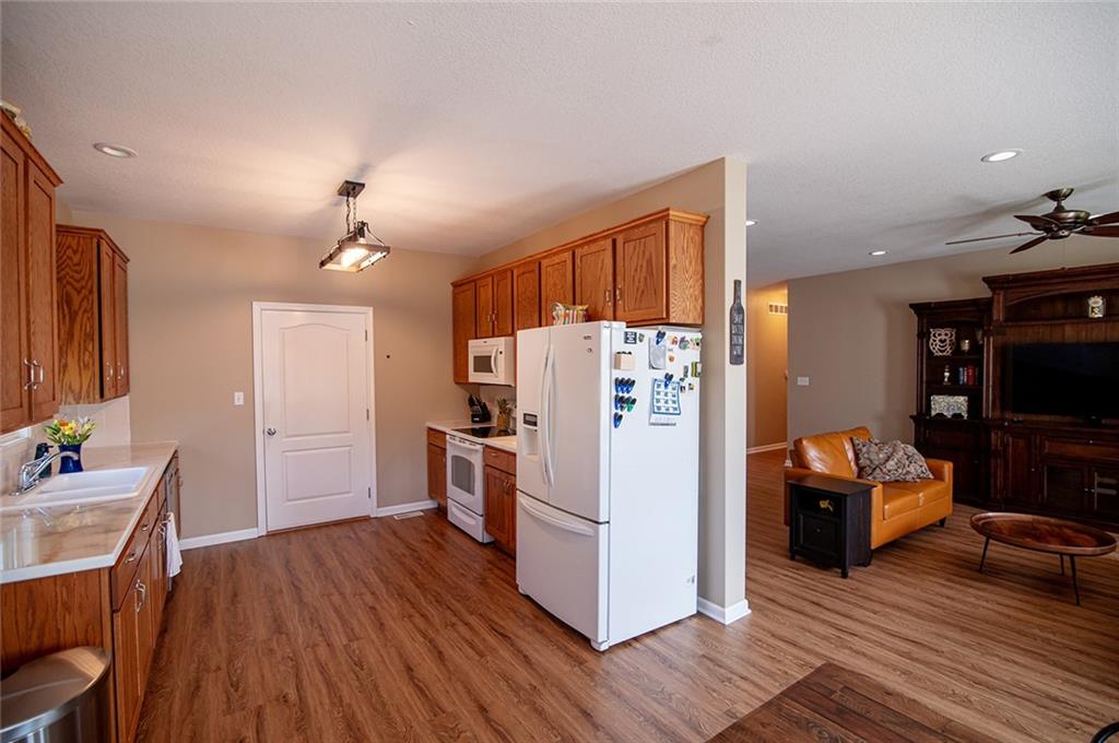 1702 Bluebird Court