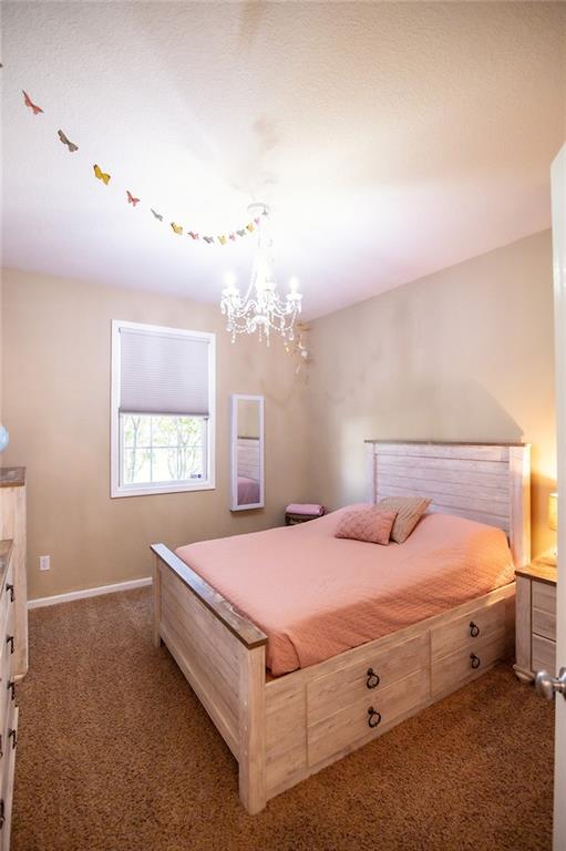 1702 Bluebird Court