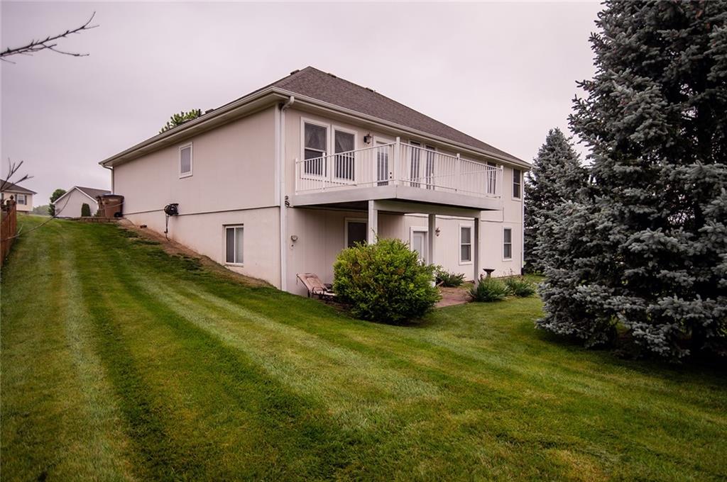 1702 Bluebird Court