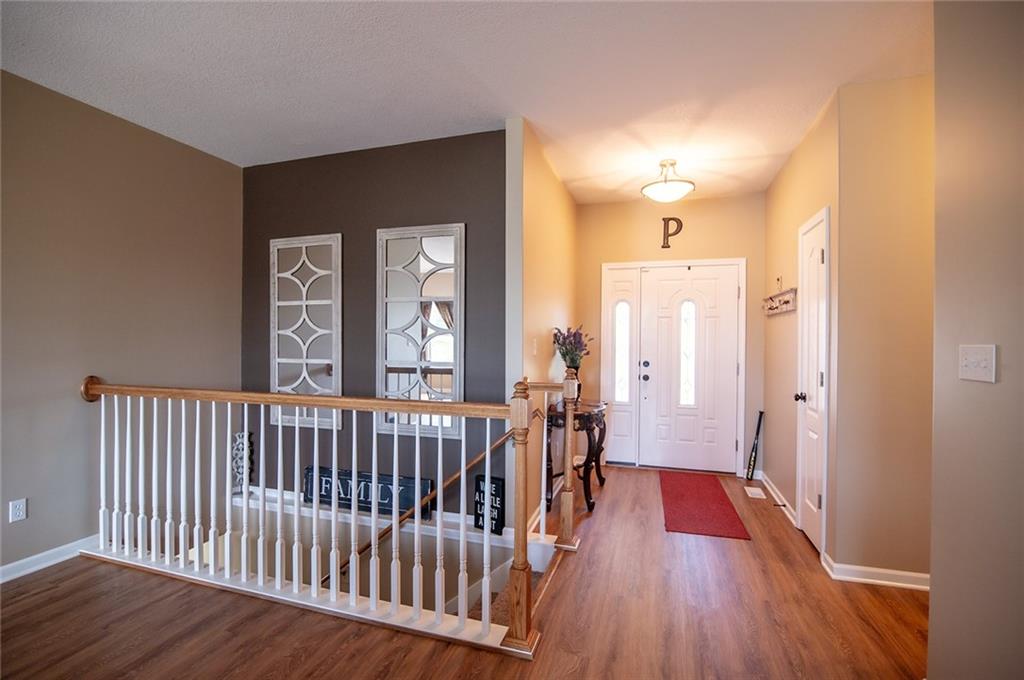 1702 Bluebird Court