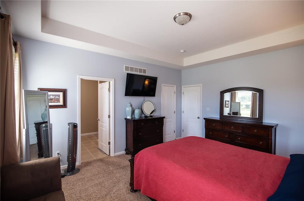 1702 Bluebird Court