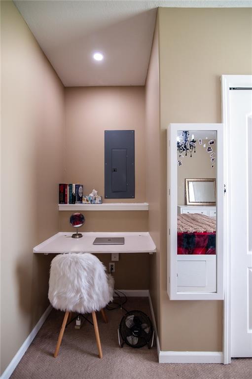 1702 Bluebird Court