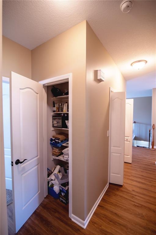 1702 Bluebird Court