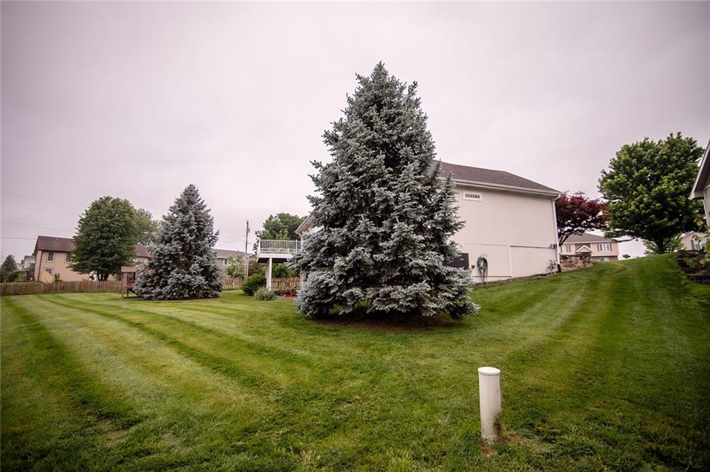 1702 Bluebird Court