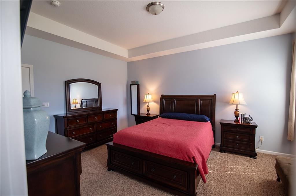1702 Bluebird Court