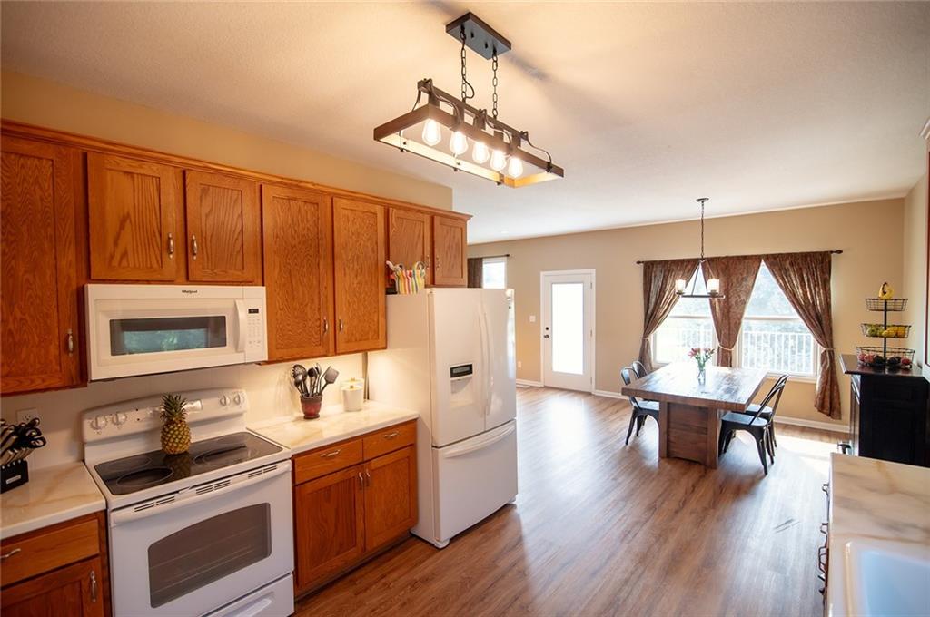 1702 Bluebird Court