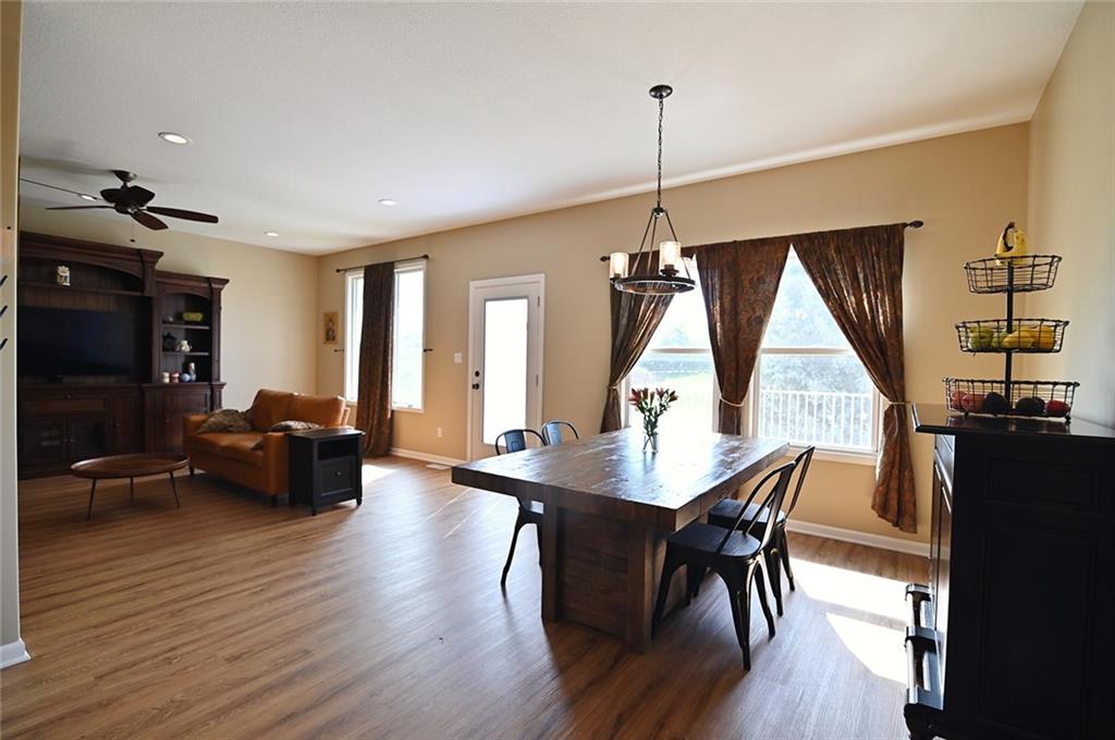 1702 Bluebird Court