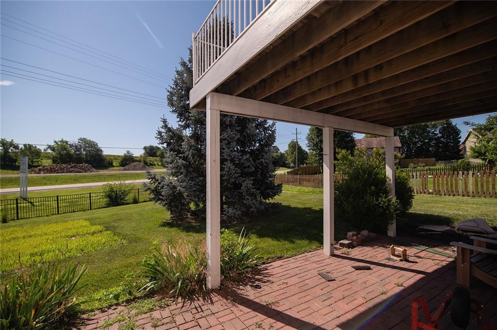 1702 Bluebird Court