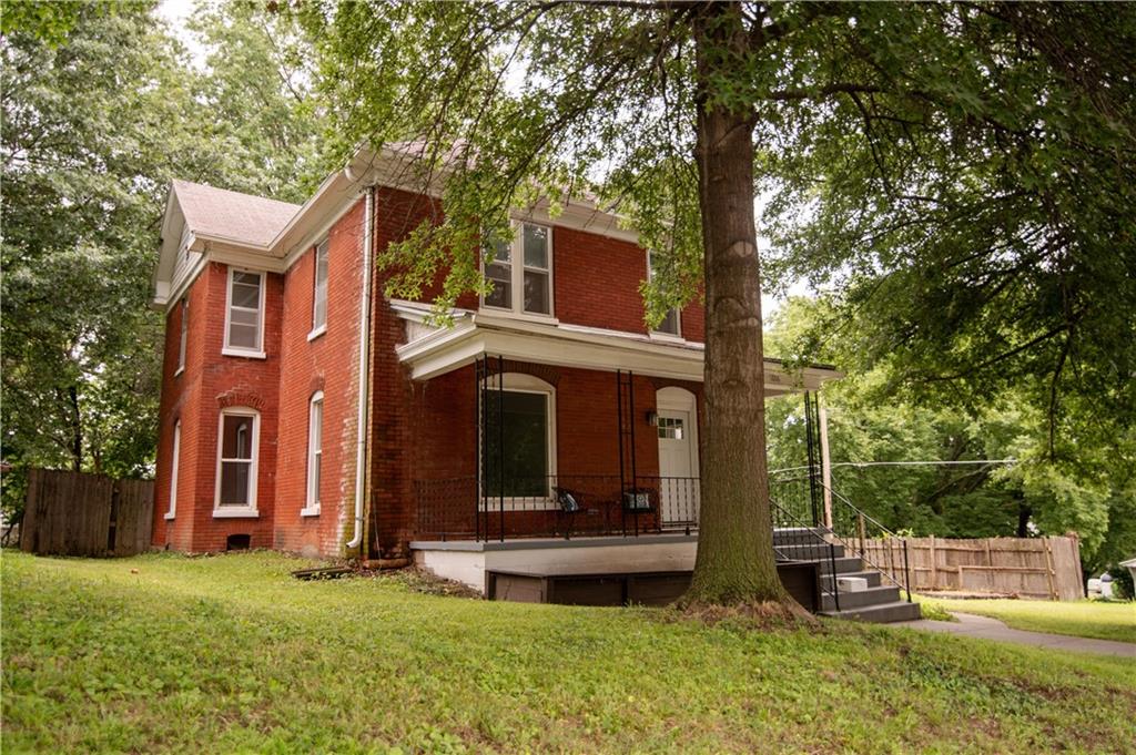 1016 N 10th Street