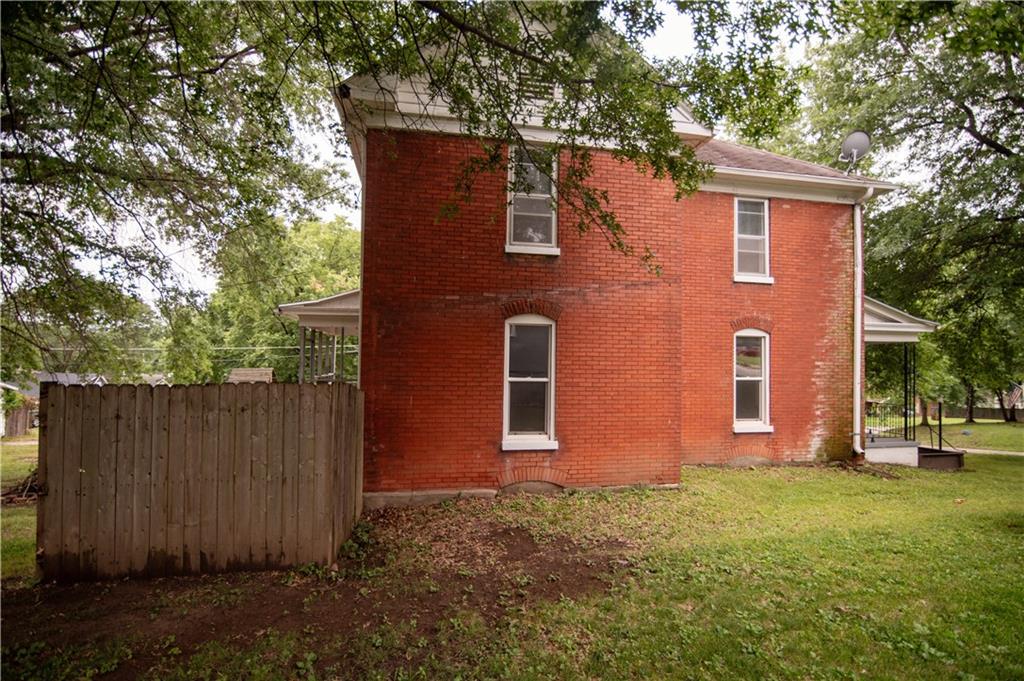 1016 N 10th Street
