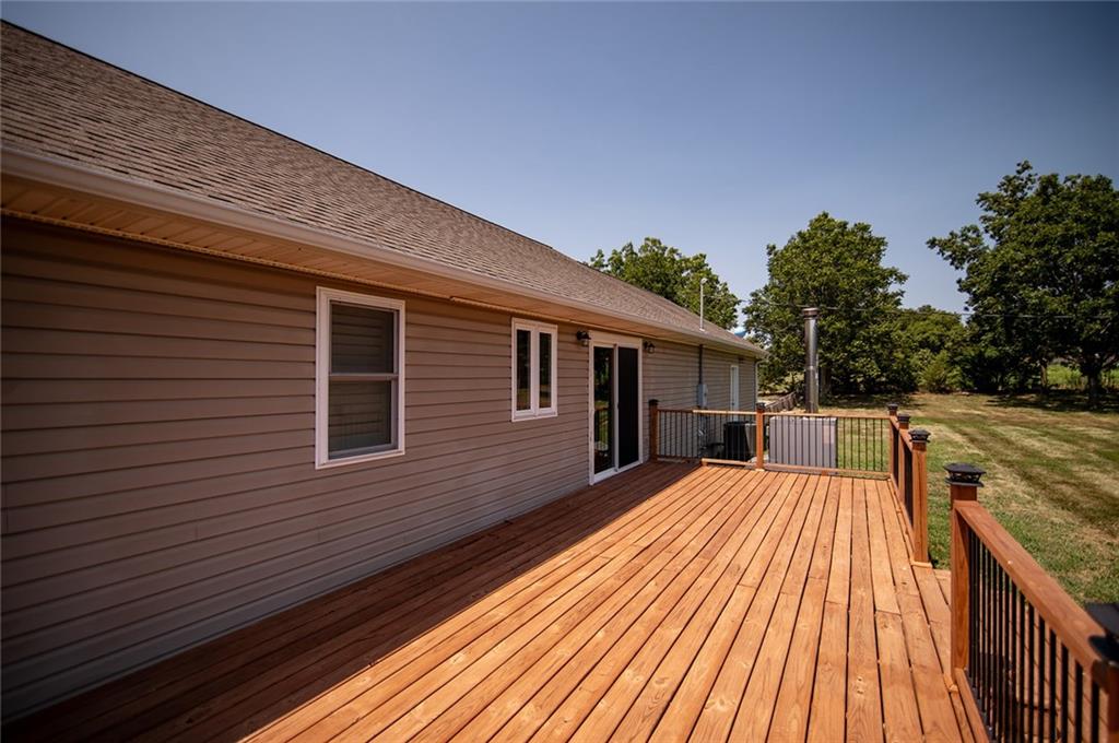 5483 Edwards Road