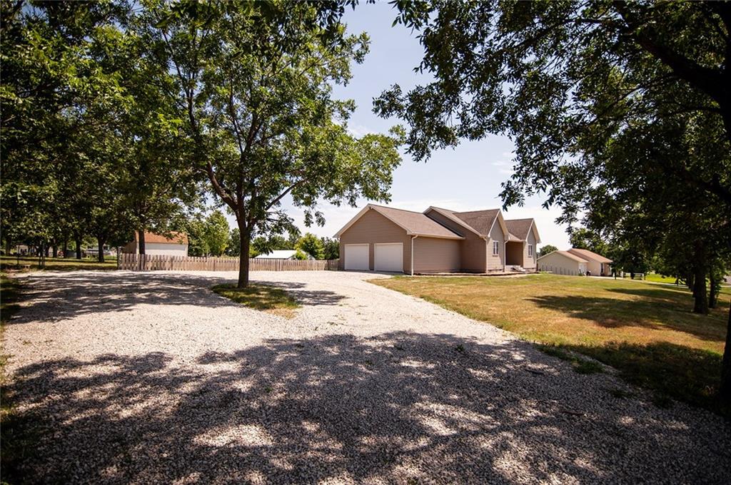 5483 Edwards Road
