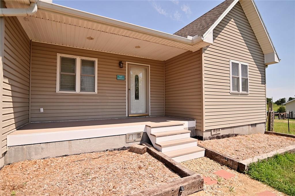 5483 Edwards Road