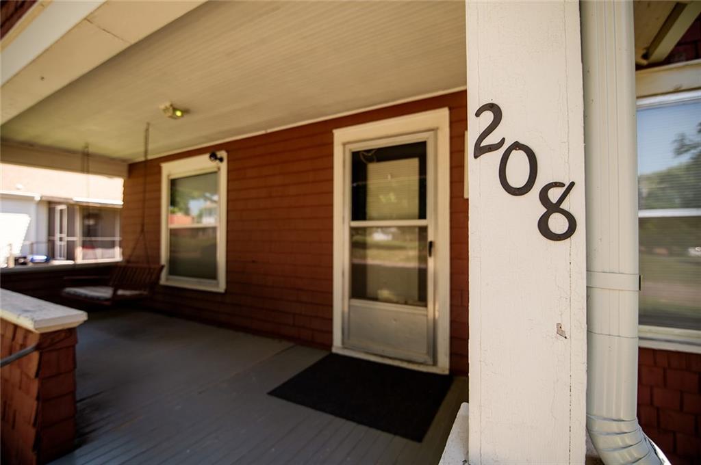 208 South Avenue