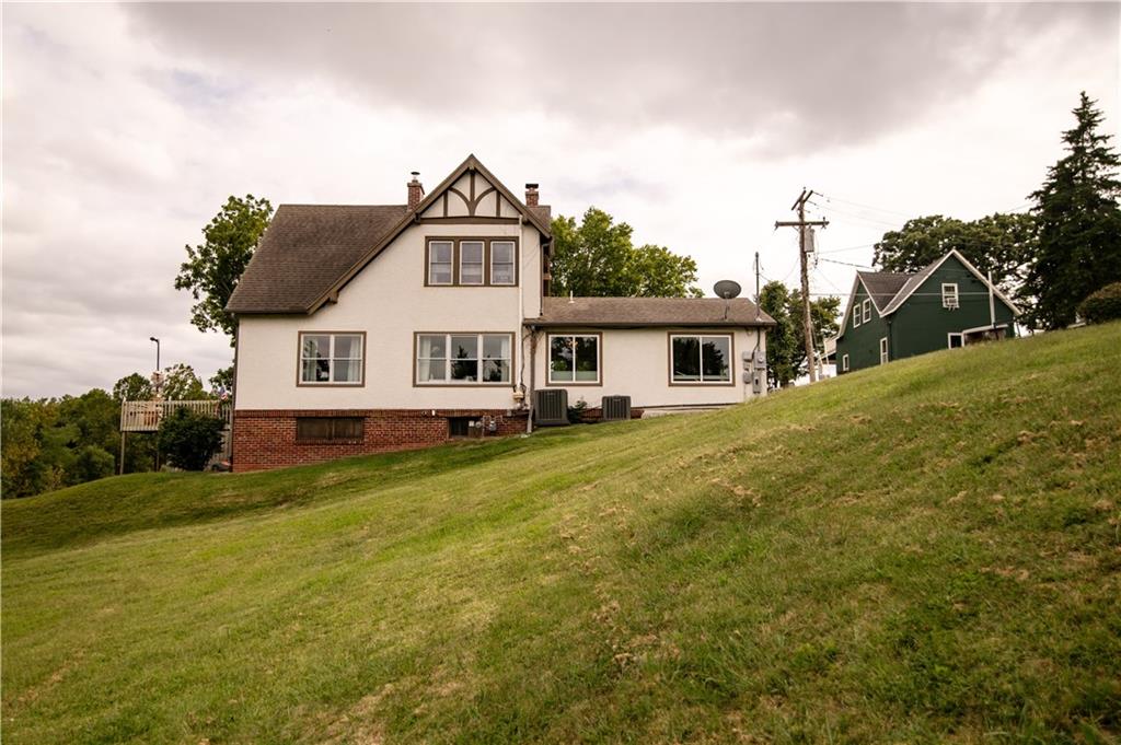 1105 Riverview Drive
