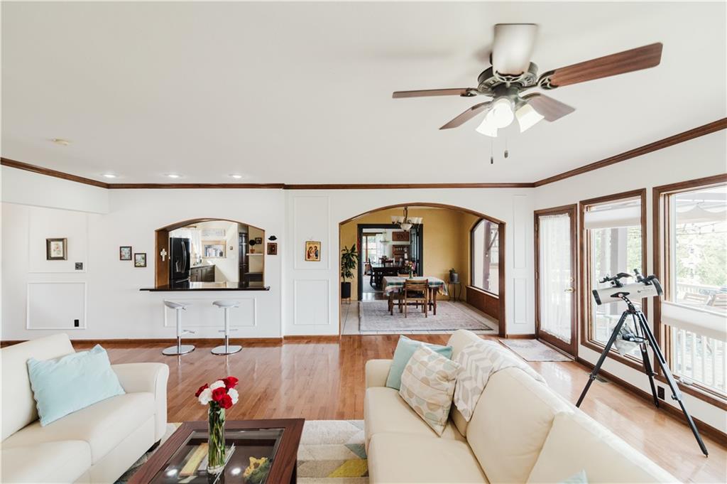 1105 Riverview Drive