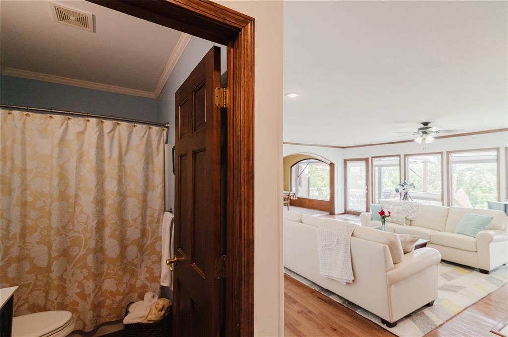 1105 Riverview Drive
