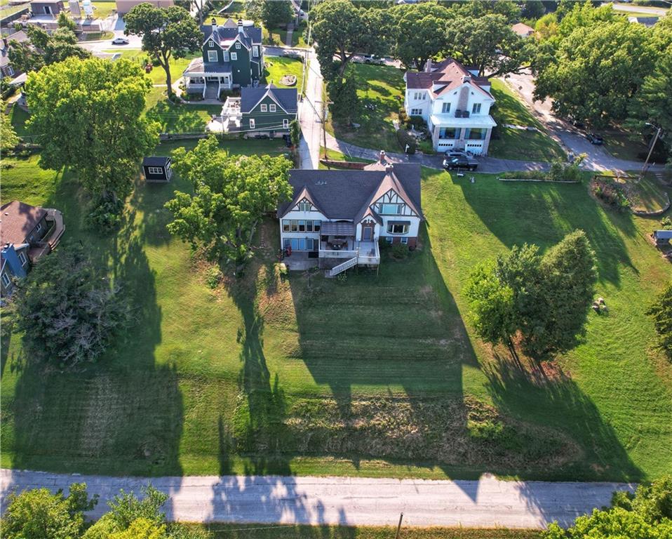 1105 Riverview Drive