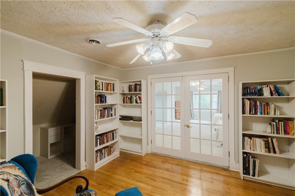 1105 Riverview Drive