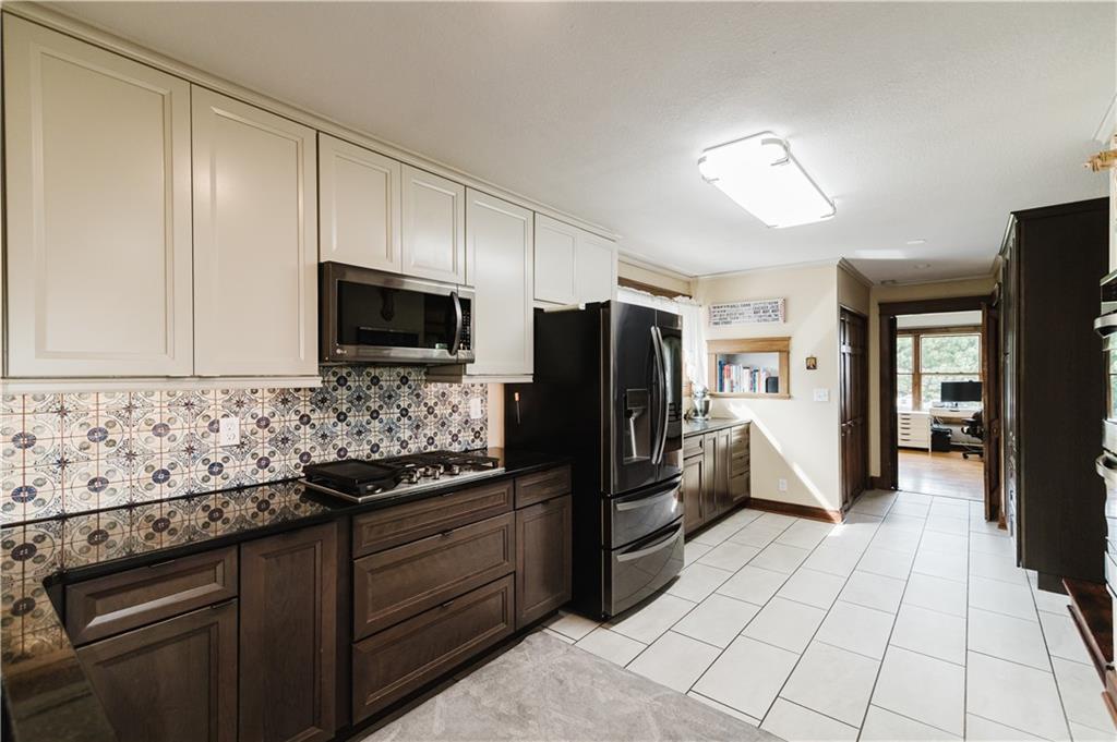1105 Riverview Drive
