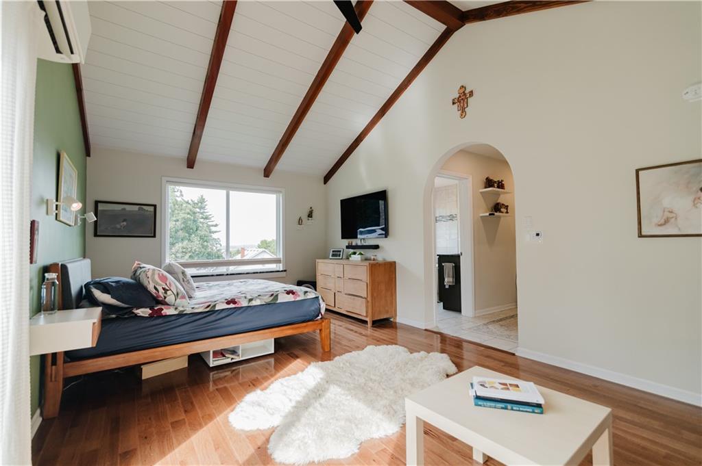 1105 Riverview Drive