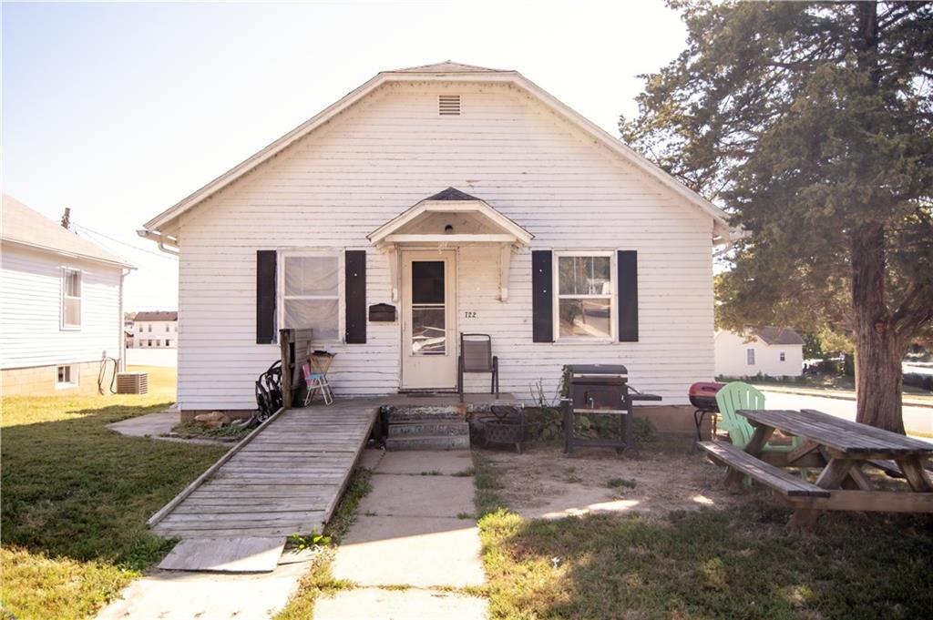 720-722 Atchison Street