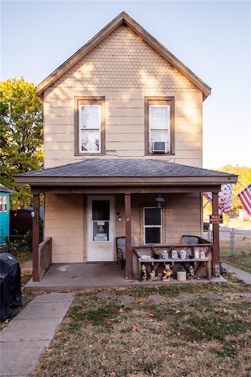 929 N 7th Street