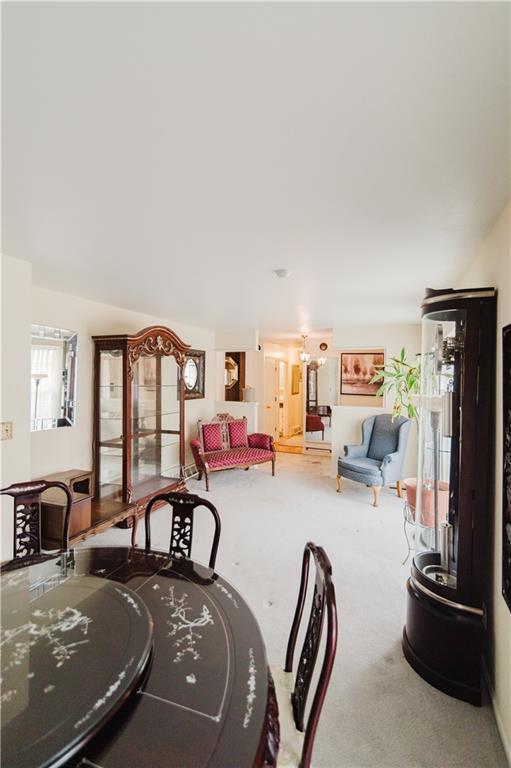 1710 Country Lane