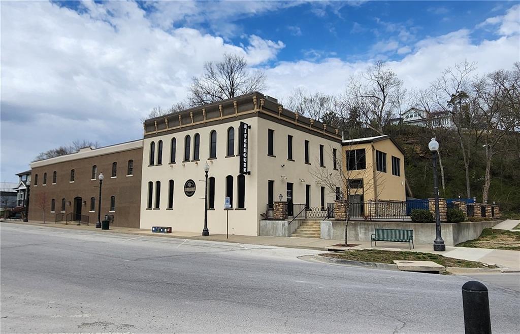 101 Commercial Street
