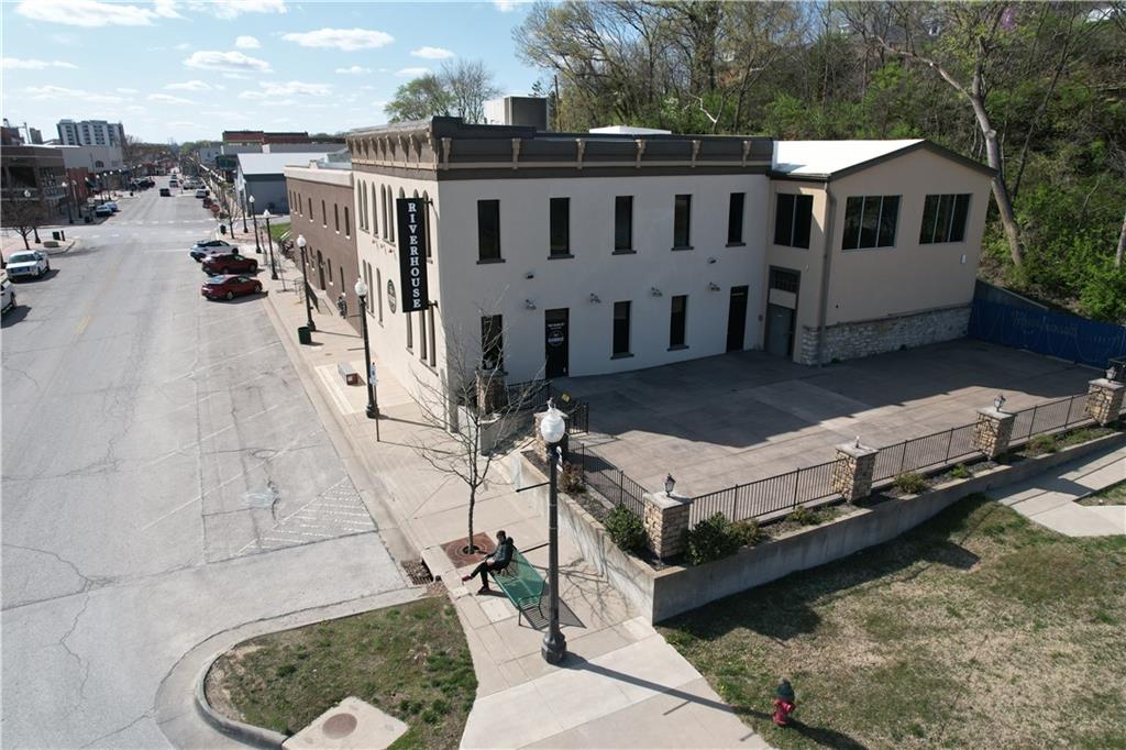 101 Commercial Street