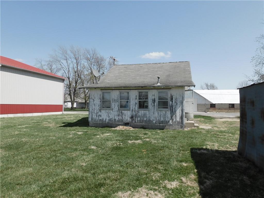 411 John Street