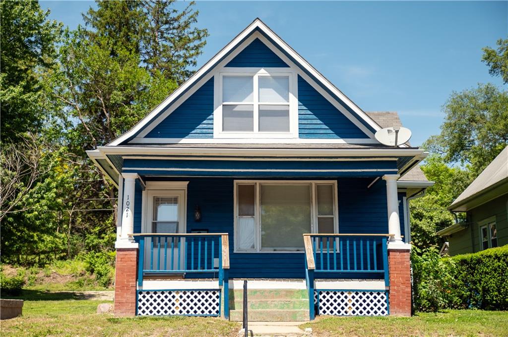 1021 Roosevelt Avenue