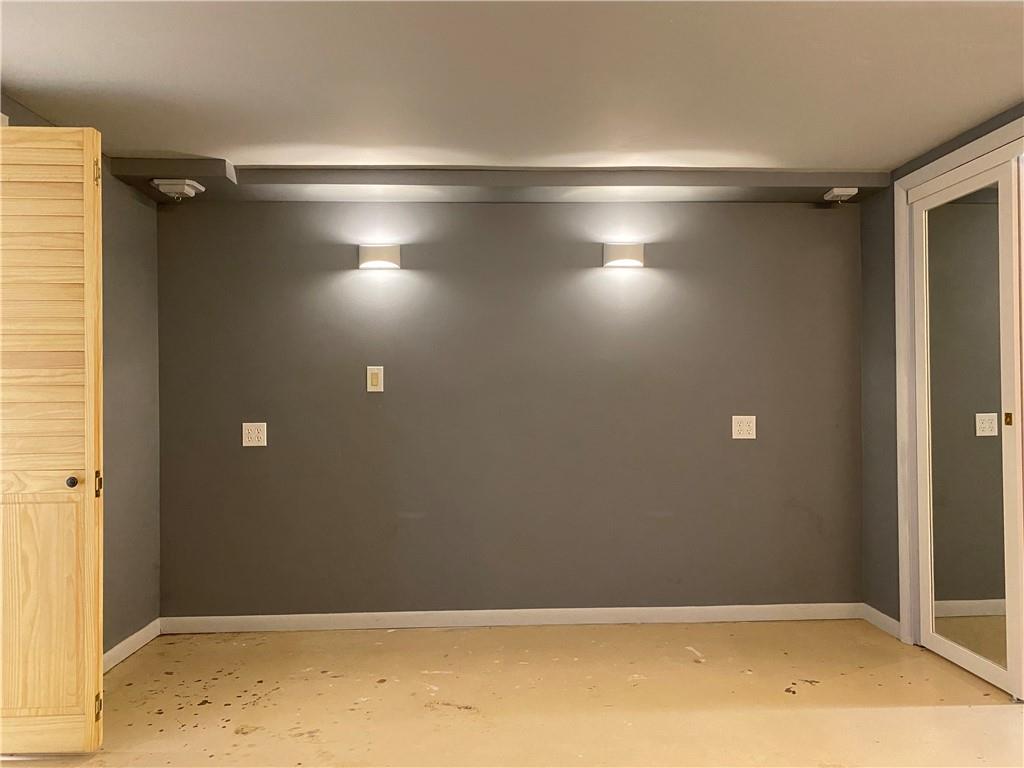 220 N 9th Street