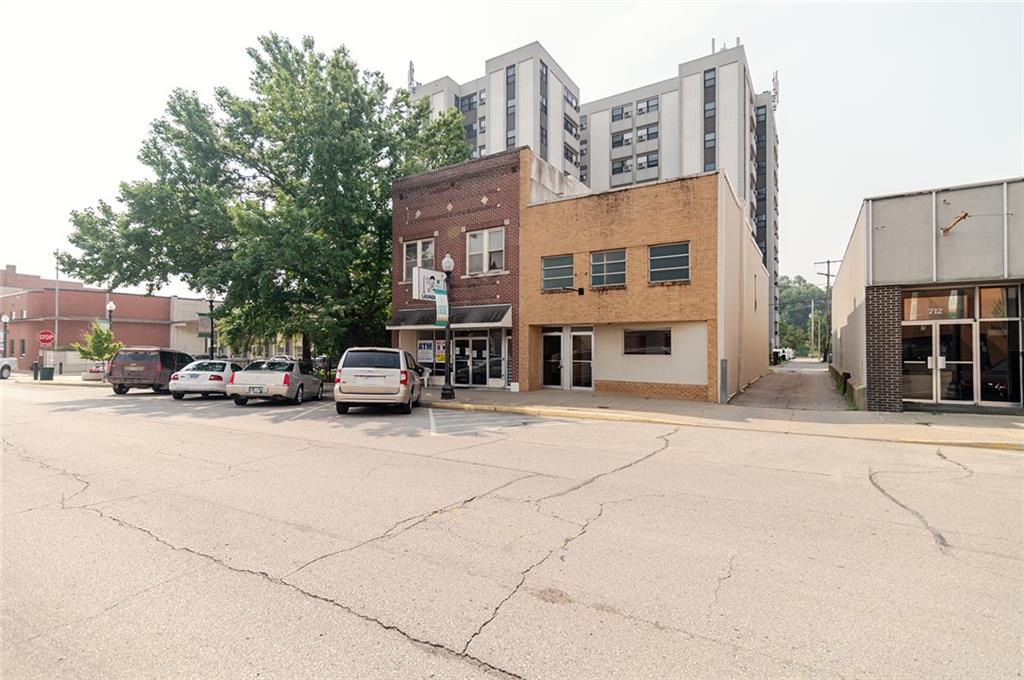 710 Commercial Street