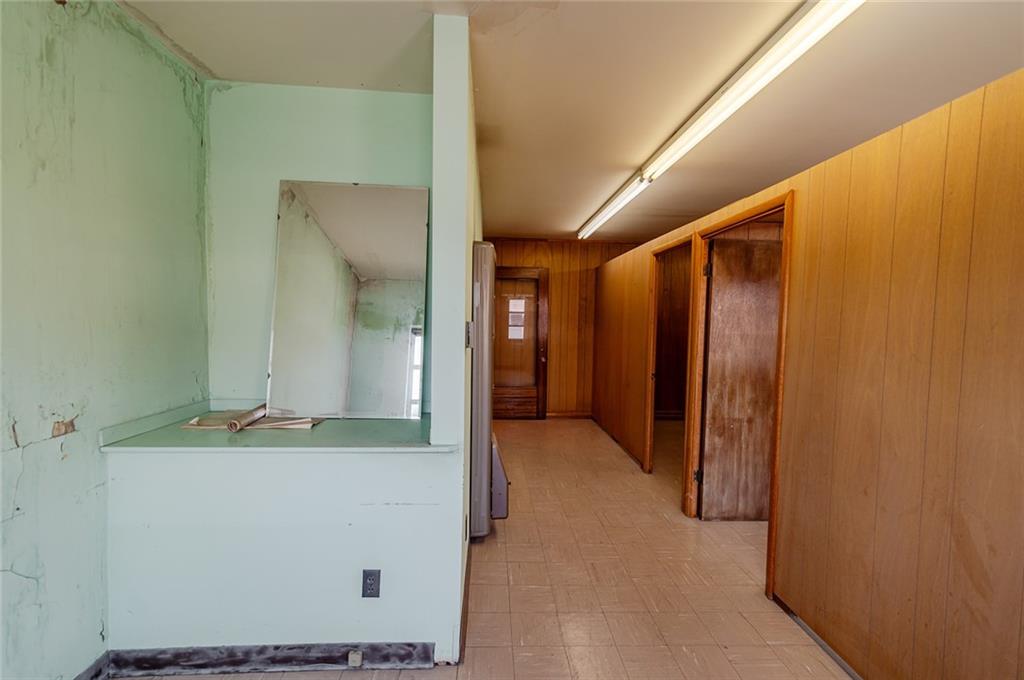 710 Commercial Street