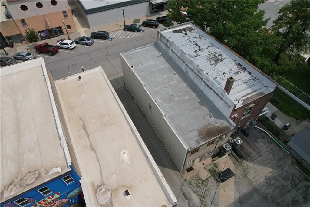 710 Commercial Street
