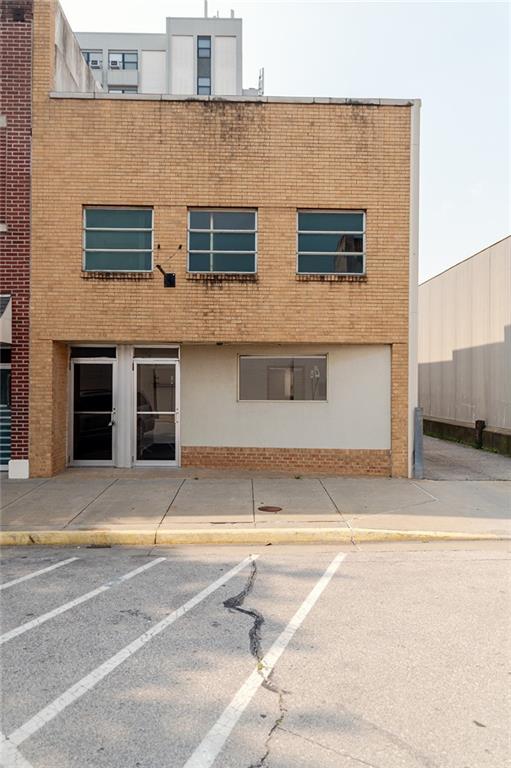 710 Commercial Street