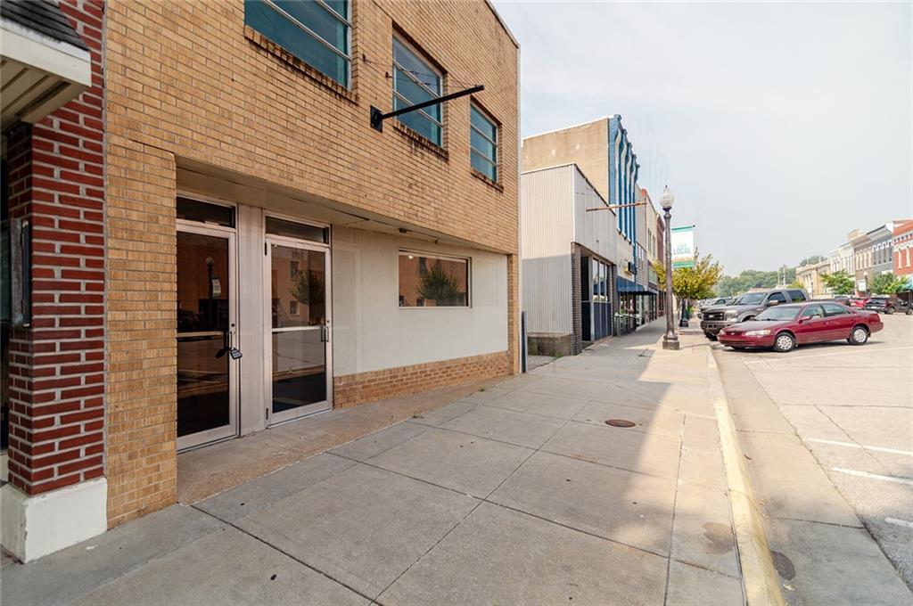 710 Commercial Street