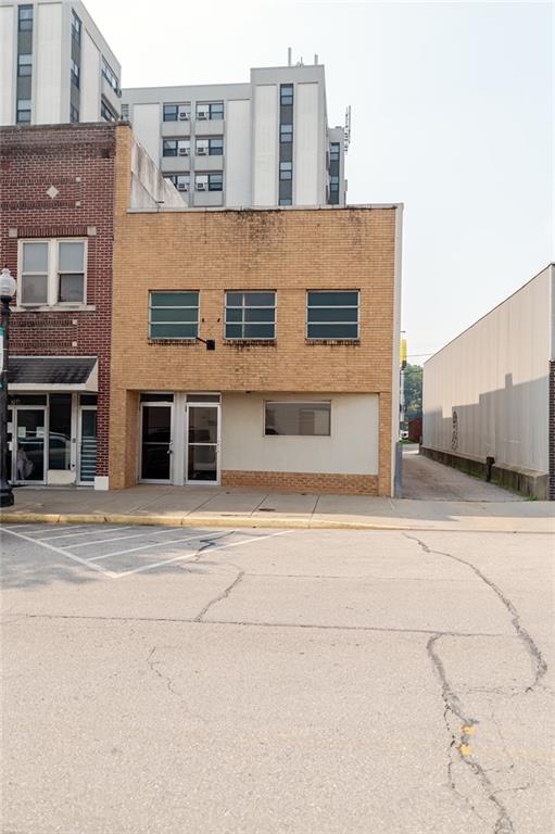 710 Commercial Street