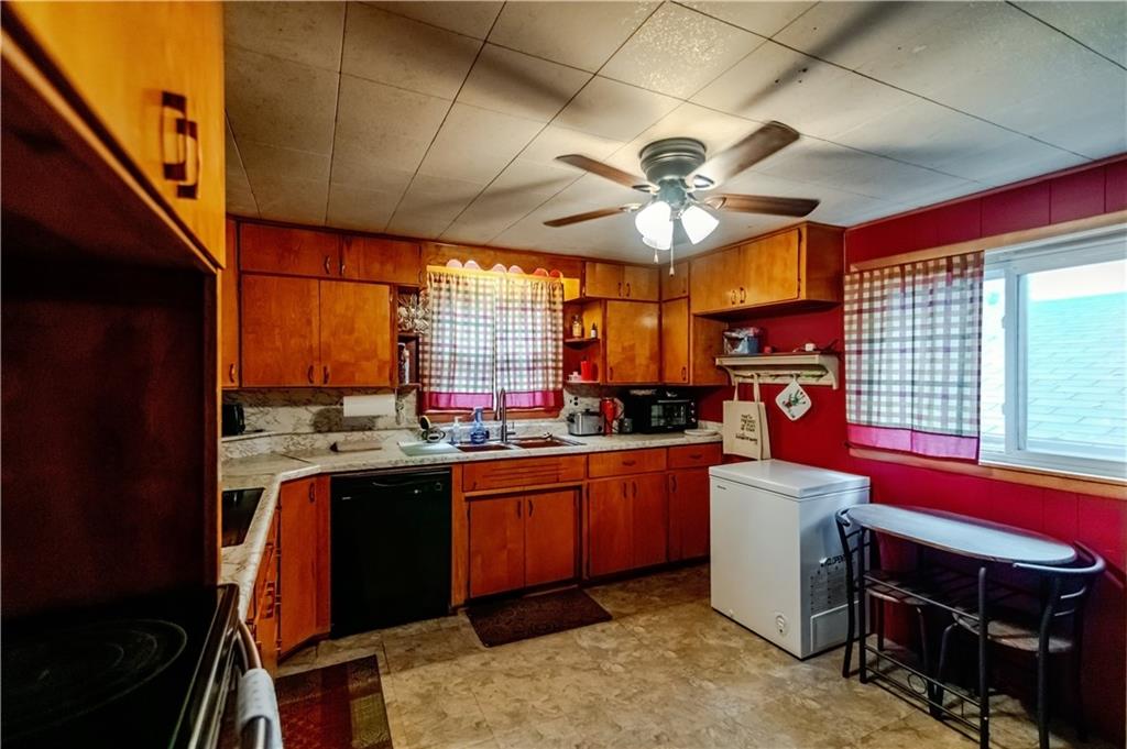 212 N 9th Street